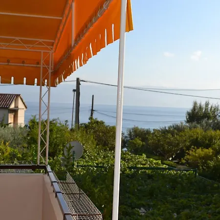 Διαμέρισμα Karlo Omiš
