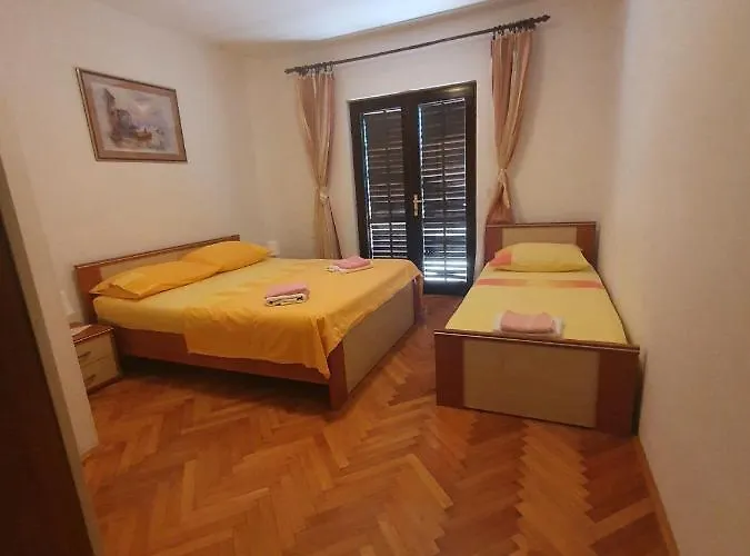 Karlo * Omiš